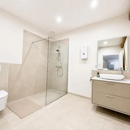 Modernes Landhausappartement